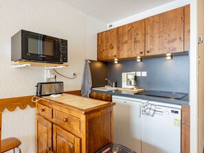 Fridge, microwave, dishwasher - Modern studio for 4, 30m from slopes and shops (Saint-François-Longchamp)