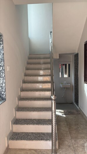 Lift - Hotel Darshan Palace - Near Dwarka Railway Station & Shree Dwarkadhish Temple (Dwarka)