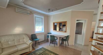 Mathias, a Spacious 2-bedroom Apartment With 2 Bathrooms & Private Parking