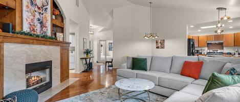 TV, fireplace, offices