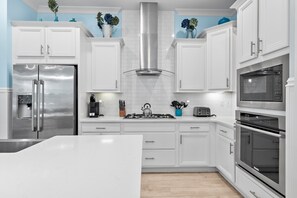 Fridge, microwave, oven, stovetop - New Listing 3BR Townhome with Golf Cart and Bikes Included, Prominence 30A (Inlet Beach)