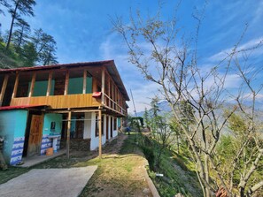 Exterior - Green Sanctuary Farmstay Sainj (Sainj)