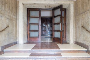 Interior - Cozy apartment in the heart of Ostiense near Testaccio and Trastevere (Roma)