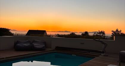 Beautiful house with a fantastic view of False Bay - a secure property