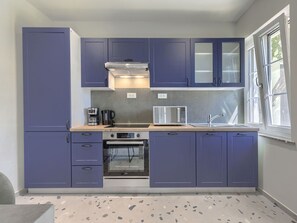 Private kitchen - Cosy apartment for 2 people with A/C, WIFI, TV and terrace (Galižana)