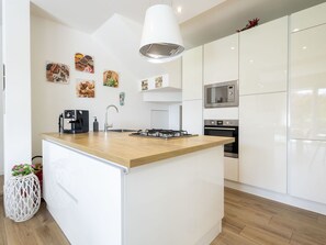 Microwave, oven, dishwasher