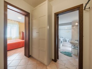 2 chambres, lit parapluie, Wi-Fi gratuit, draps fournis