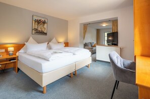 Junior Suite, City View | 1 bedroom, desk, laptop workspace, free WiFi