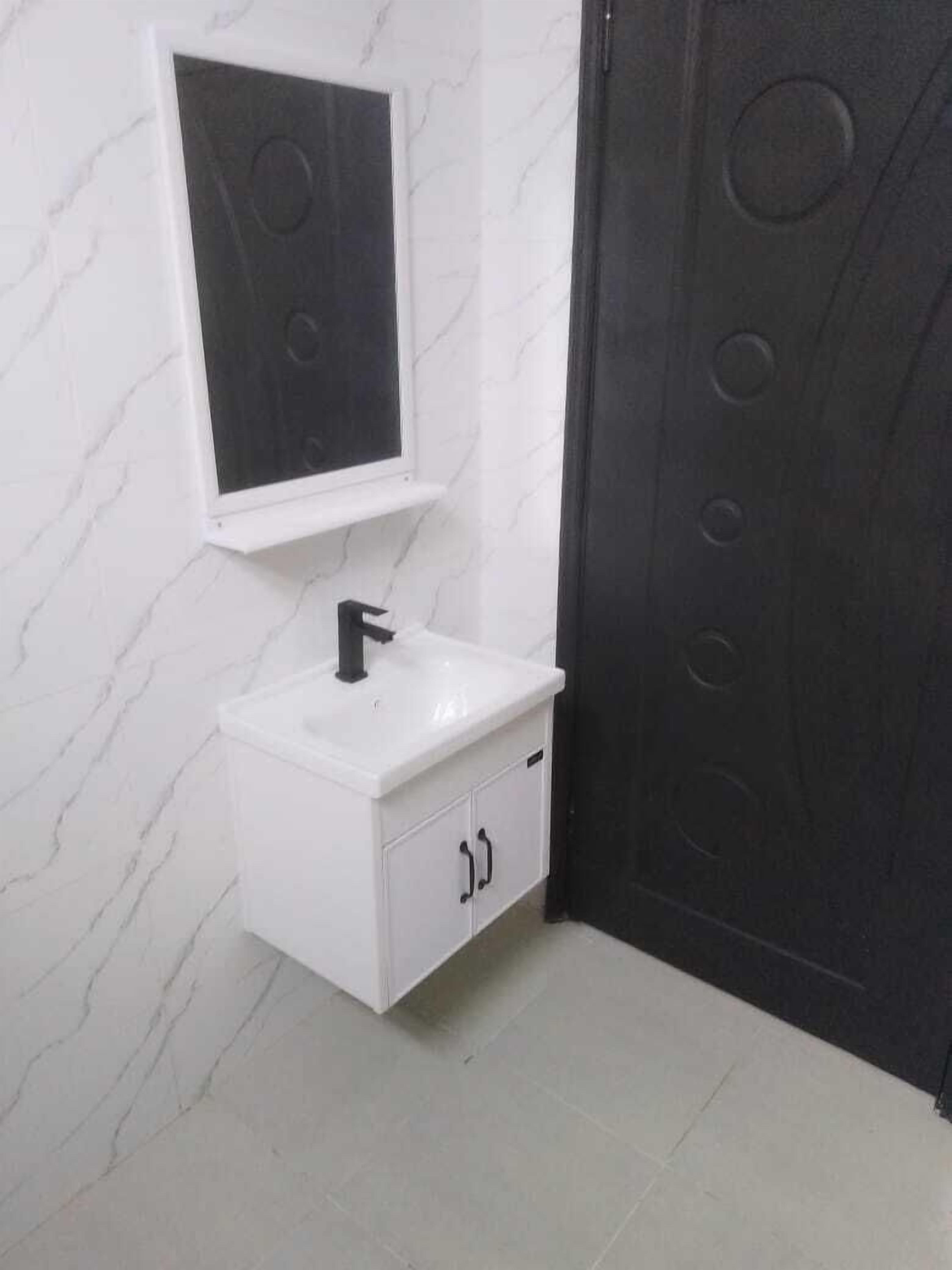 Luxury Apartment, Garden View | Bathroom | Shower, slippers, towels, soap