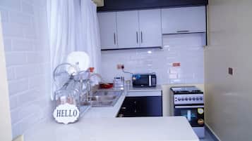 Apartment, Garden View | Private kitchen
