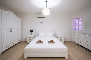 3 bedrooms, WiFi, bed sheets