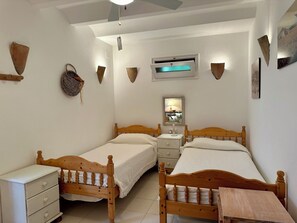 2 bedrooms, WiFi, bed sheets