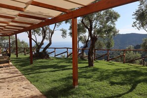 Exterior - Radici by Miky  (Monterosso al Mare)