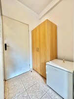 Classic Double Room, Garden View | Free WiFi