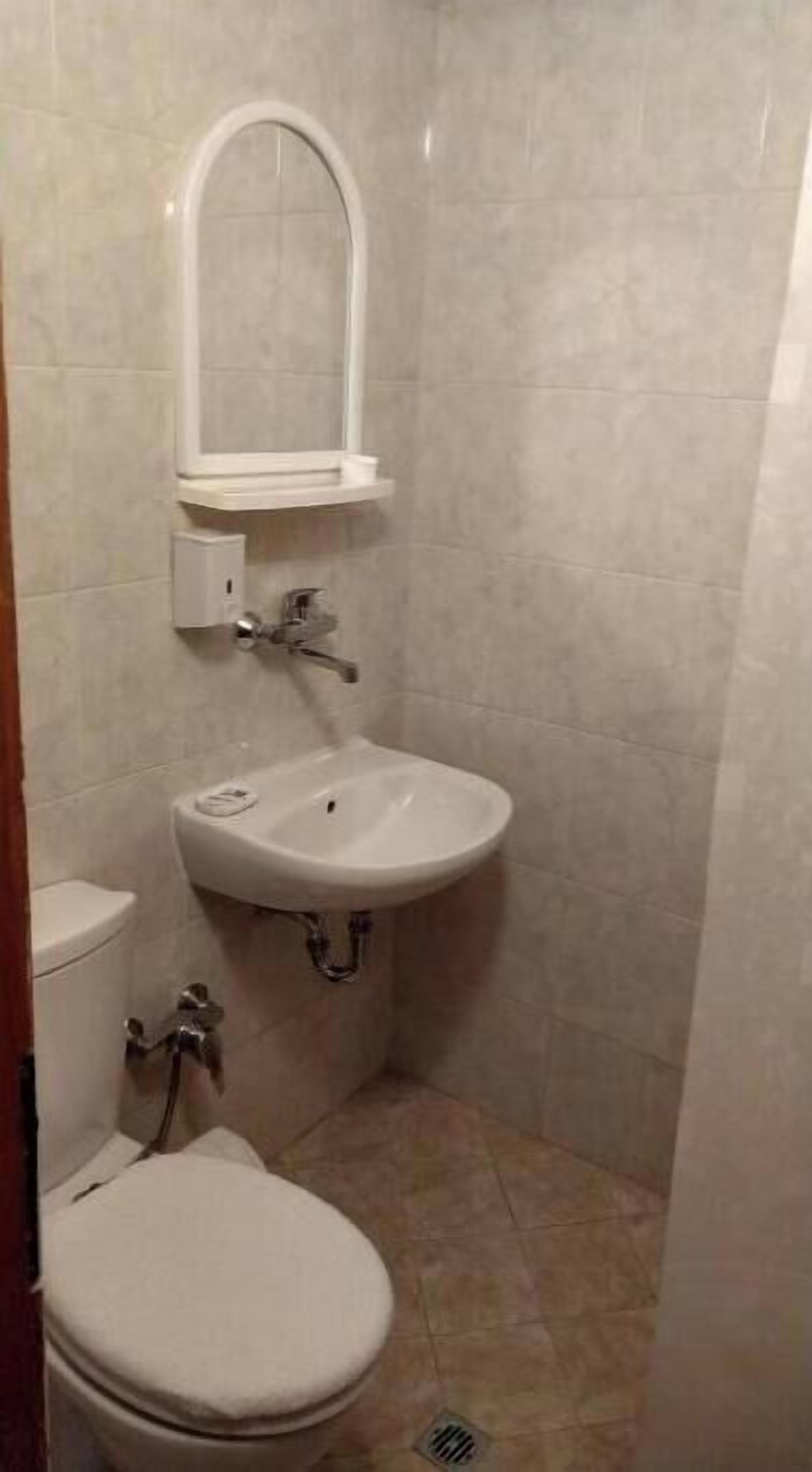 Towels, soap, toilet paper