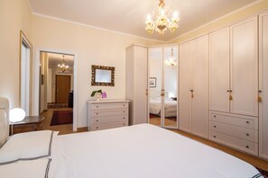 2 chambres, bureau, Wi-Fi gratuit, draps fournis