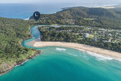 Korogoro Beach House Includes Linen