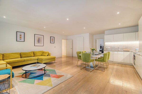 Superior Apartment, Balcony | Living area