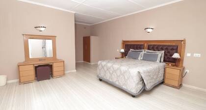 Hwedza Lodges & Conference Centre