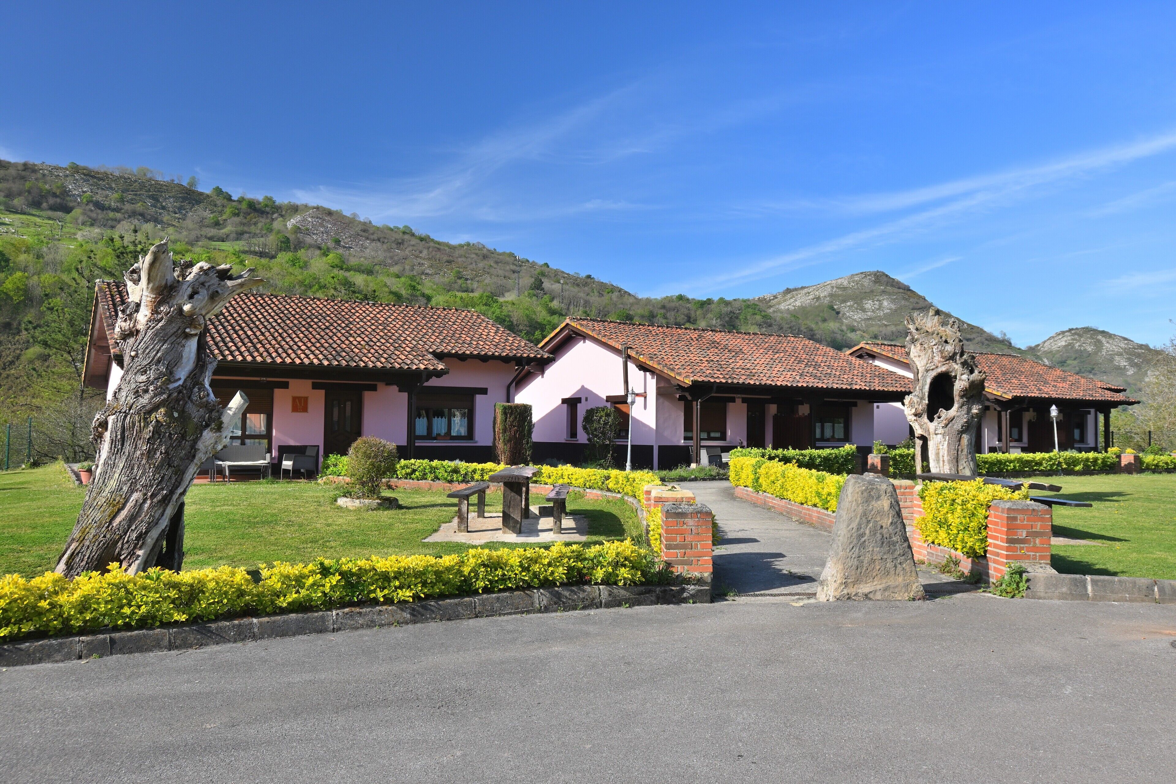 المنشأة من الخارج