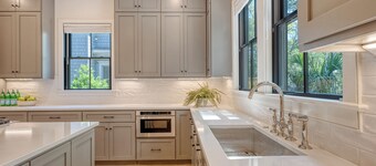 New Build with pool in central neighborhood