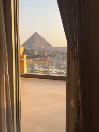 Giza Capital Hotel 