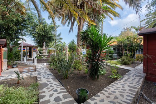 Finca Tropical Icod with Sea View, Private Terrace and Wi-Fi
