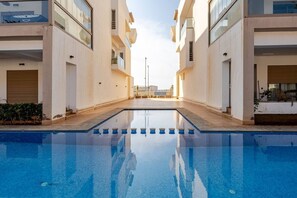 Pool - Luxurious Apt - Sea View (El Mansouria)