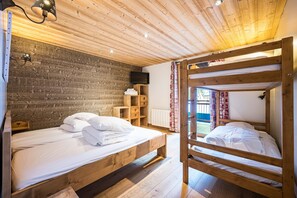 3 Schlafzimmer, kostenloses WLAN, Bettwäsche