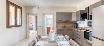 Villa 'Marilor' with Sea View, Wi-Fi and Air Conditioning