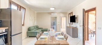 Villa 'Marilor' with Sea View, Wi-Fi and Air Conditioning