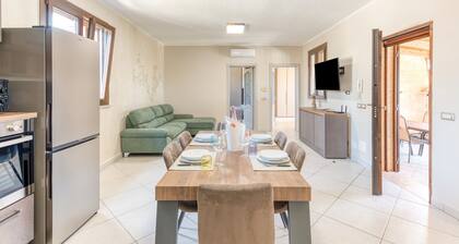 Villa 'Marilor' with Sea View, Wi-Fi and Air Conditioning