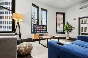 Télévision, espaces bureaux