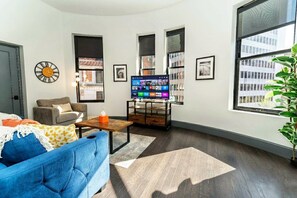 Smart-tv en een kantoor