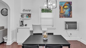 Townhouse, 2 kamar tidur | Interior