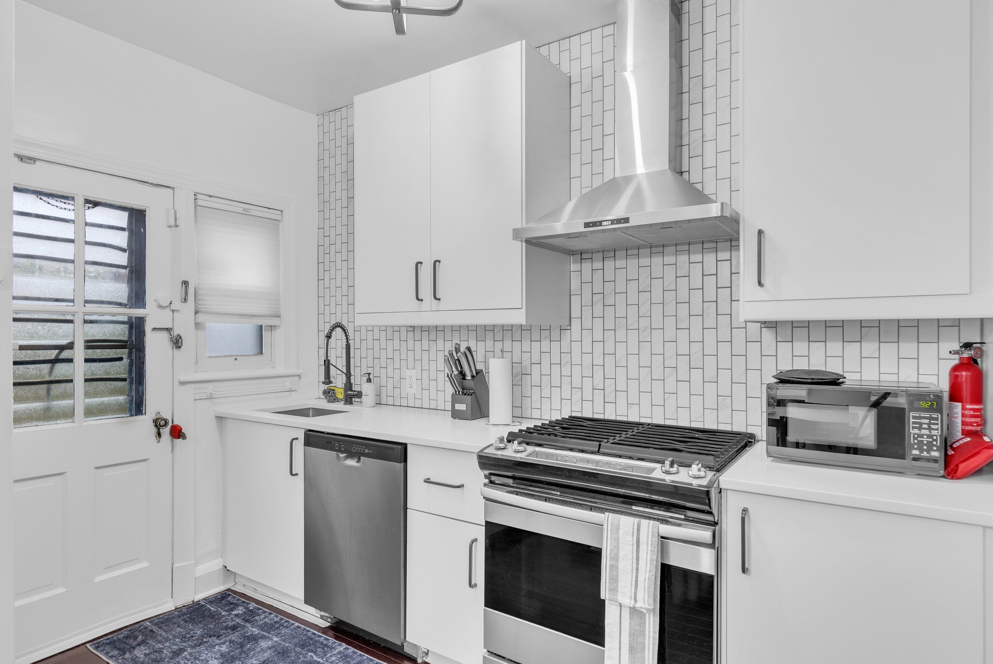 Casa de ciudad, 2 habitaciones | Cocina privada | Refrigerador, horno, cafetera y tetera y tostadora 