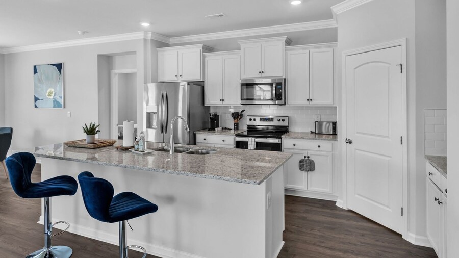 Charming 4br Ranch-style Home Corner Lot 4 Bedroom Home