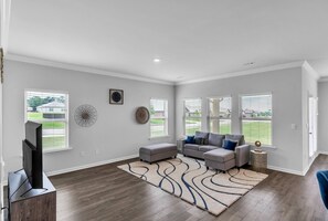 House, 4 Bedrooms | Living area | Smart TV - Charming 4br Ranch-style Home Corner Lot 4 Bedroom Home (Harvest)