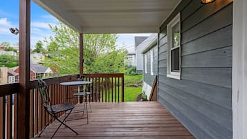 House, 4 Bedrooms | Terrace/patio