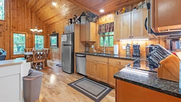 Kabin, 4 kamar tidur | Dapur pribadi | Lemari es, oven, dan mesin pembuat kopi/teh
