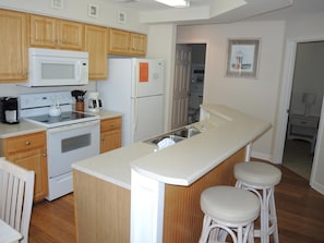Private kitchen - 2909m 1 Bedroom Condo (Calabash)