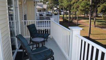 Villa, 2 Bedrooms | Terrace/patio