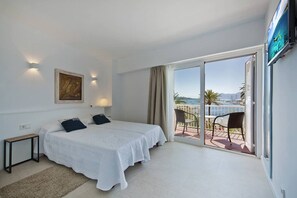 3 chambres, fer et planche à repasser, accès au Wi-Fi (inclus)
