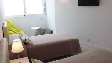 3 camere, ferro/asse da stiro, Wi-Fi gratuito, lenzuola