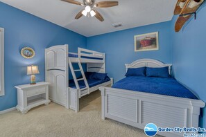 Room - Tranquil, Completely Renovated Three Bedroom Beach Home with a Private Pool! (Garden City Beach)