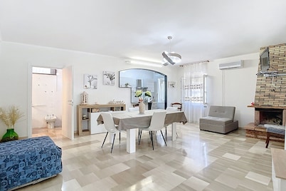 Villa 'La Tesa' with Private Pool, Wi-Fi, and Air Conditioning