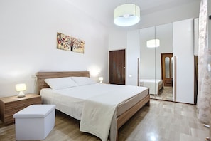 3 bedrooms, free WiFi, bed sheets