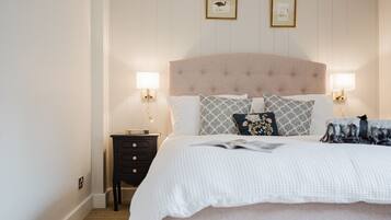 2 soveværelser, skrivebord, strygejern/strygebræt, gratis Wi-Fi