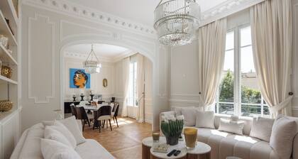 Stunning 10 bedroom Villa/ Historical Manor High-end Exquisite Luxury Interiors