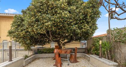Holiday Home 'Villetta Al Mare - S'archittu' with Private Garden, Wi-Fi and Air Conditioning